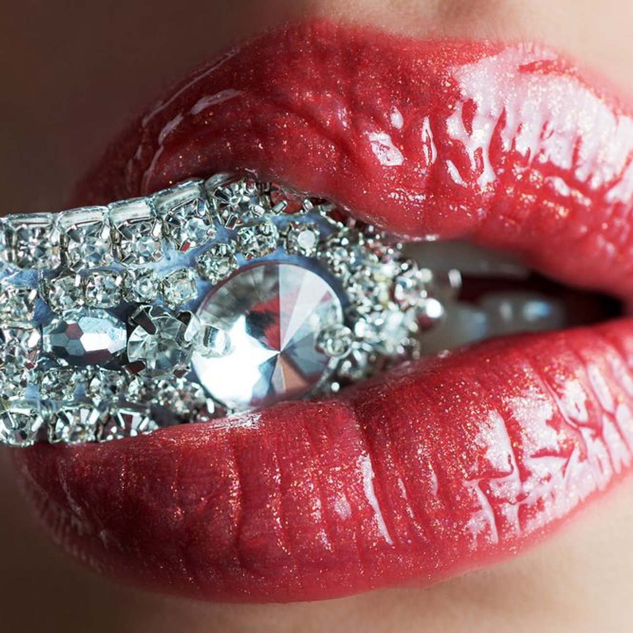 Zahnschmuck Lippen